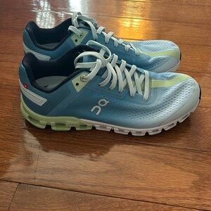 On Women’s Cloudflow Niagara/Meadow